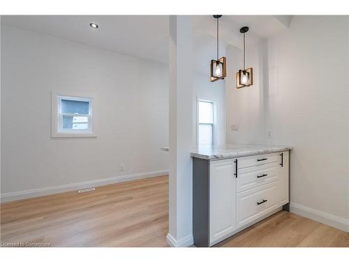 263 Kensington Avenue, Hamilton, ON - Indoor Photo Showing Other Room