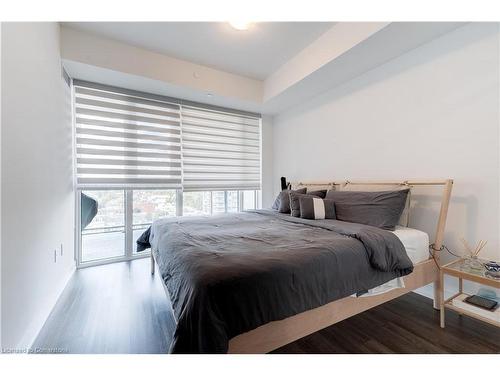 908-2007 James Street, Burlington, ON - Indoor Photo Showing Bedroom