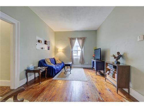 249 Charlton Avenue E, Hamilton, ON - Indoor Photo Showing Other Room