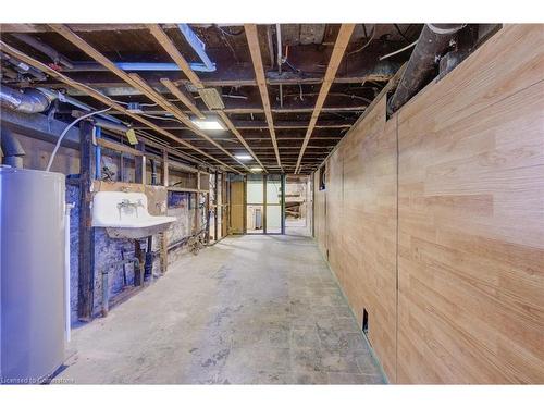 249 Charlton Avenue E, Hamilton, ON - Indoor Photo Showing Basement