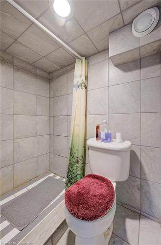 249 Charlton Avenue E, Hamilton, ON - Indoor Photo Showing Bathroom