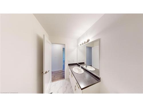 176 Cittadella Boulevard, Hannon, ON - Indoor Photo Showing Bathroom