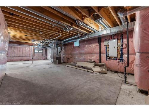 17 Larry Crescent, Caledonia, ON - Indoor Photo Showing Basement