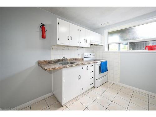 515 Brock Road, Flamborough, ON - Indoor Photo Showing Kitchen