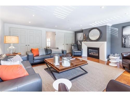 1245 Hammond Street, Burlington, ON - Indoor Photo Showing Living Room With Fireplace