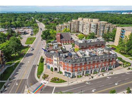 8-120 Bronte Road, Oakville, ON - Outdoor With View