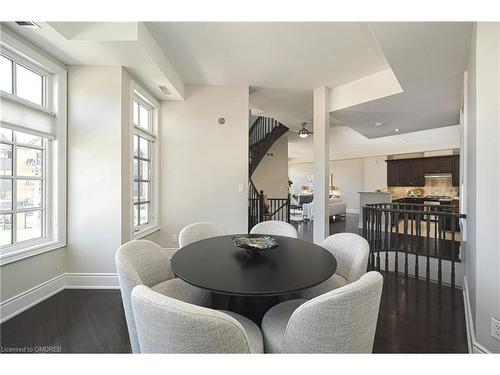 8-120 Bronte Road, Oakville, ON - Indoor Photo Showing Dining Room