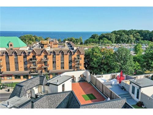 8-120 Bronte Road, Oakville, ON - Outdoor With Body Of Water