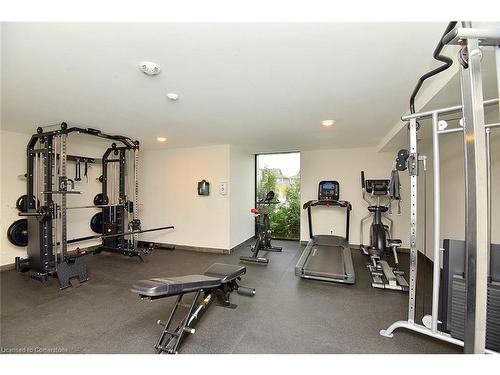 701-30 Hamilton Street S, Waterdown, ON - Indoor Photo Showing Gym Room