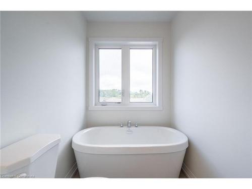 126 Picardy Drive, Hamilton, ON - Indoor Photo Showing Bathroom