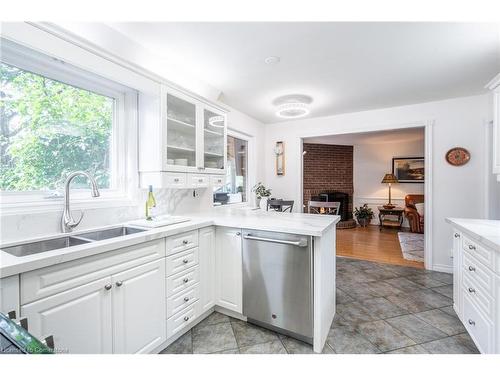 26 Wildan Drive, Flamborough, ON - Indoor Photo Showing Kitchen With Double Sink