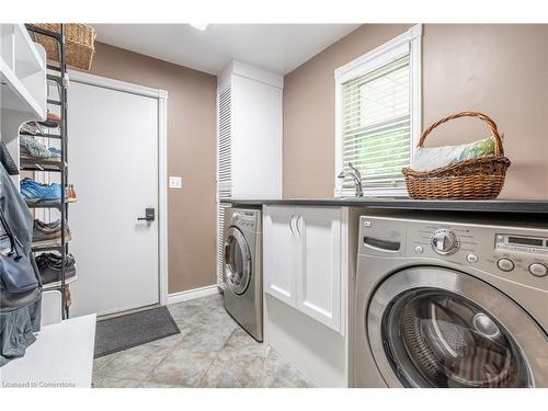 26 Wildan Drive, Flamborough, ON - Indoor Photo Showing Laundry Room