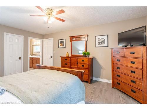 26 Wildan Drive, Flamborough, ON - Indoor Photo Showing Bedroom