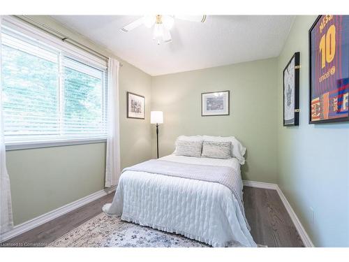 26 Wildan Drive, Flamborough, ON - Indoor Photo Showing Bedroom