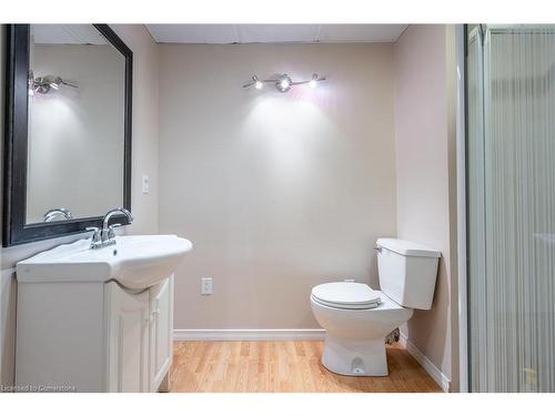 26 Wildan Drive, Flamborough, ON - Indoor Photo Showing Bathroom