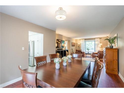 26 Wildan Drive, Flamborough, ON - Indoor Photo Showing Dining Room