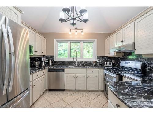 956 Lynden Road, Lynden, ON - Indoor Photo Showing Kitchen With Stainless Steel Kitchen With Double Sink