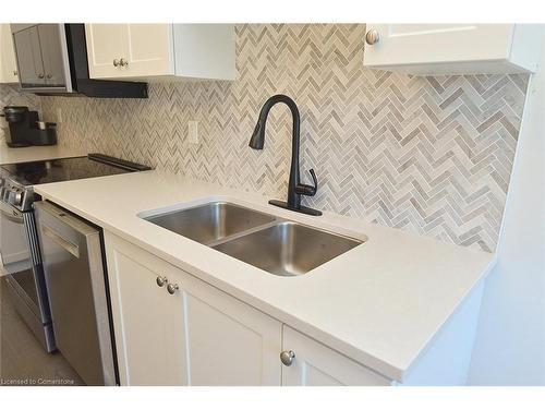 5-383 Dundas Street E, Waterdown, ON - Indoor Photo Showing Kitchen With Double Sink