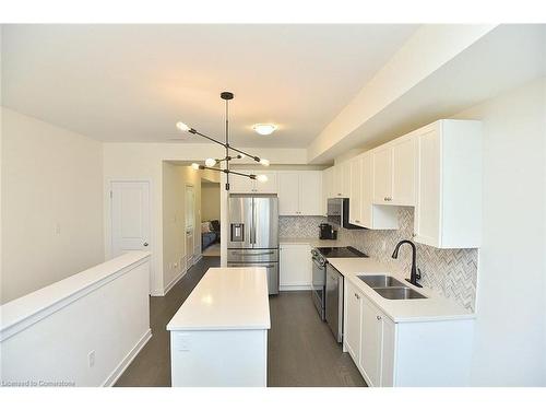 5-383 Dundas Street E, Waterdown, ON - Indoor Photo Showing Kitchen With Stainless Steel Kitchen With Double Sink