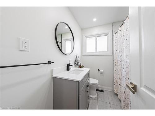 96 Cardinal Drive, Hamilton, ON - Indoor Photo Showing Bathroom