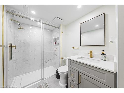 96 Cardinal Drive, Hamilton, ON - Indoor Photo Showing Bathroom