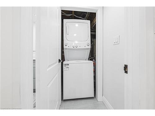 96 Cardinal Drive, Hamilton, ON - Indoor Photo Showing Laundry Room