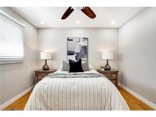 36 Blenheim Drive, Hamilton, ON - Indoor Photo Showing Bedroom