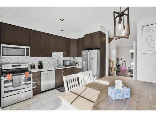 11 Pringle Lane, Ancaster, ON - Indoor Photo Showing Kitchen