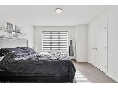 11 Pringle Lane, Ancaster, ON - Indoor Photo Showing Bedroom