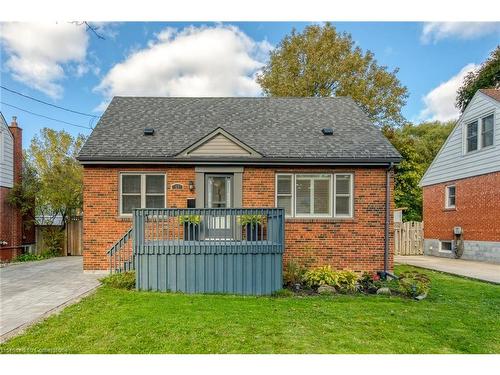 11 Duncombe Drive, Hamilton, ON - Outdoor