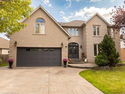 35 Lido Drive  Stoney Creek, ON L8E 5E8