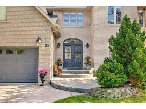 35 Lido Drive, Stoney Creek, ON - Outdoor With Facade