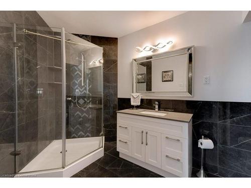 35 Lido Drive, Stoney Creek, ON - Indoor Photo Showing Bathroom