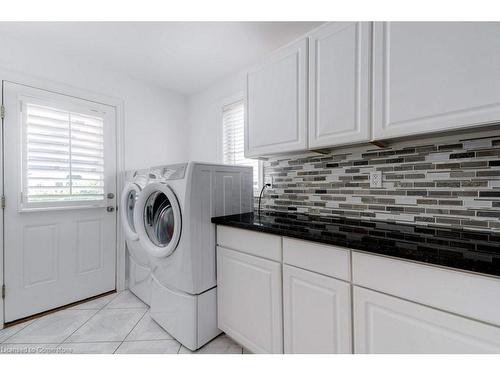 35 Lido Drive, Stoney Creek, ON - Indoor Photo Showing Laundry Room