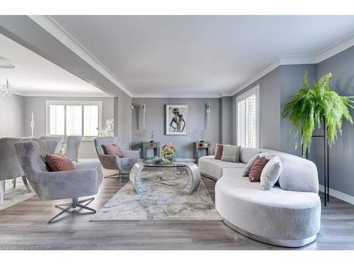 35 Lido Drive, Stoney Creek, ON - Indoor Photo Showing Living Room