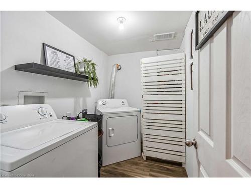 2-143 Hope Avenue, Hamilton, ON - Indoor Photo Showing Laundry Room