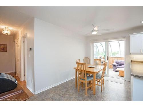 1084 Clearview Avenue, Burlington, ON - Indoor Photo Showing Dining Room