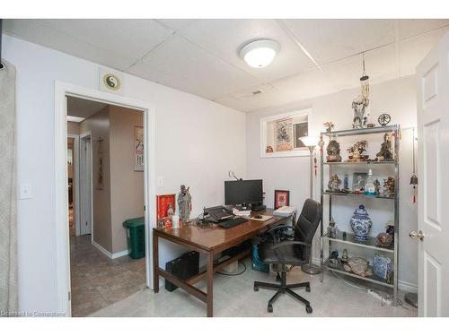 1084 Clearview Avenue, Burlington, ON - Indoor Photo Showing Office