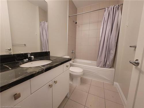 607-112 King Street E, Hamilton, ON - Indoor Photo Showing Bathroom