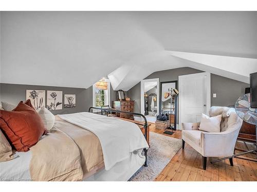 1288 Brock Road, Flamborough, ON - Indoor Photo Showing Bedroom