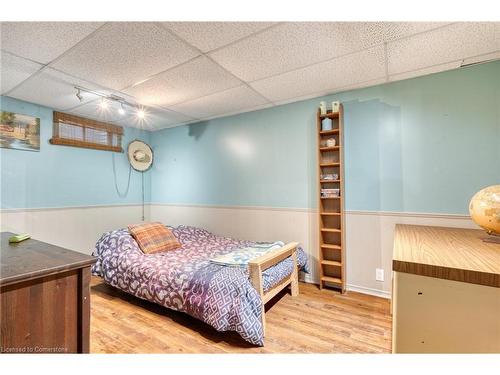 7-1350 Limeridge Road E, Hamilton, ON - Indoor Photo Showing Bedroom