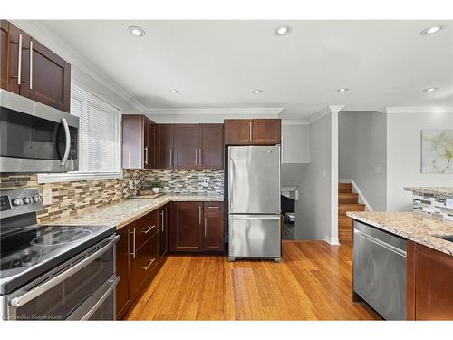 57 Odessa Street, Stoney Creek, ON - Indoor Photo Showing Kitchen With Double Sink With Upgraded Kitchen