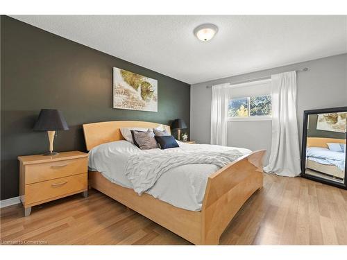 57 Odessa Street, Stoney Creek, ON - Indoor Photo Showing Bedroom