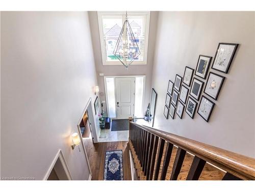 72 Pond View Gate, Waterdown, ON - Indoor Photo Showing Other Room