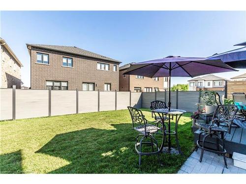 72 Pond View Gate, Waterdown, ON - Outdoor With Exterior