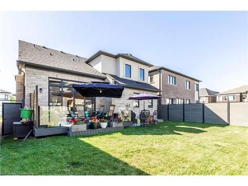 72 Pond View Gate, Waterdown, ON - Outdoor