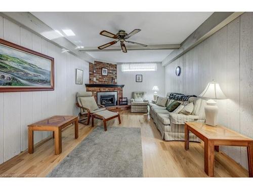 117 Loyalist Drive, Hamilton, ON - Indoor Photo Showing Living Room With Fireplace