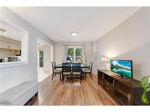 635 Fothergill Boulevard, Burlington, ON - Indoor Photo Showing Dining Room