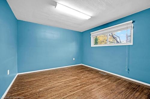 77 Blackwood Crescent, Hamilton, ON - Indoor Photo Showing Other Room