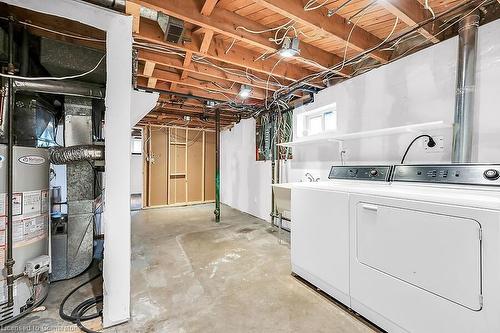 77 Blackwood Crescent, Hamilton, ON - Indoor Photo Showing Laundry Room